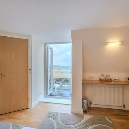 The Penellen Guest Accommodation Room Only-3